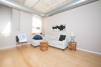 1307 S Wabash Ave in Chicago, IL - Building Photo - Building Photo