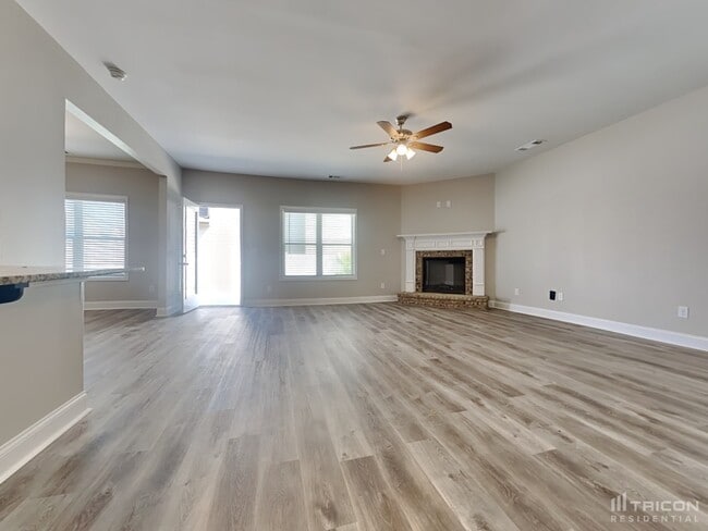 2202 Bridgewater Pass in Hampton, GA - Building Photo - Building Photo