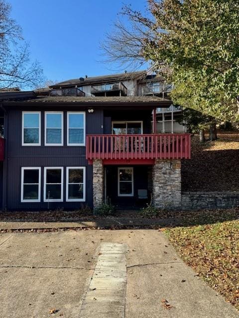 property at 15 Nantucket Dr