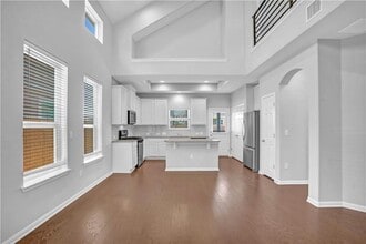 6400 Gunflint Dr in Austin, TX - Building Photo - Building Photo