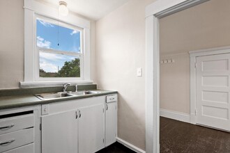 1460 Boston St in Aurora, CO - Building Photo - Building Photo