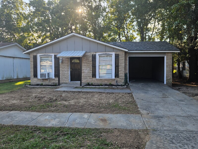 506 Orchid Dr in Lafayette, LA - Building Photo