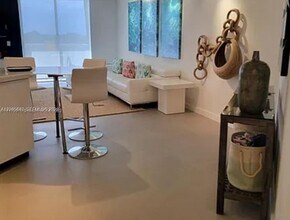 5880 Collins Ave in Miami Beach, FL - Building Photo - Building Photo