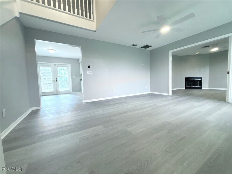 1202 SW 6th Terrace in Cape Coral, FL - Building Photo
