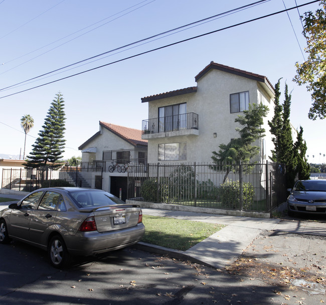 542 N Juanita Ave in Los Angeles, CA - Building Photo - Building Photo