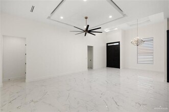 4909 W Highland Ave in McAllen, TX - Building Photo - Building Photo