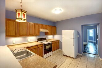 730 E Anderson St in Savannah, GA - Building Photo - Building Photo