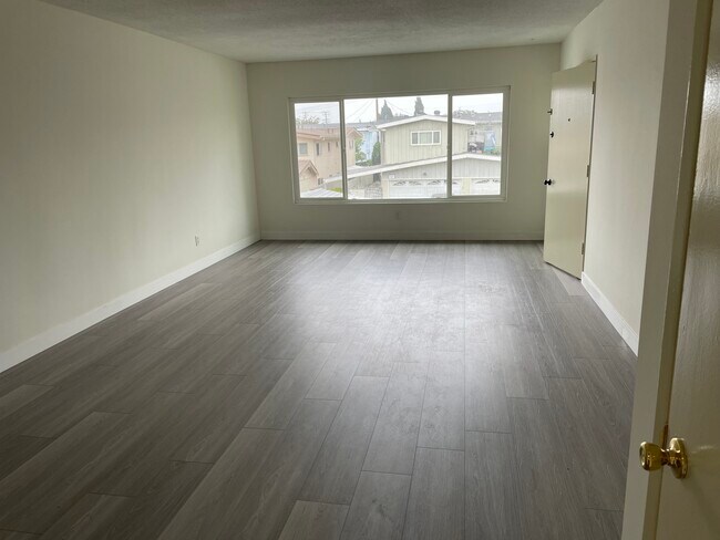 25219 Loytan St, Unit #c in Torrance, CA - Building Photo - Building Photo