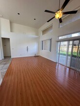 7351 N Bain Ave in Fresno, CA - Building Photo - Building Photo