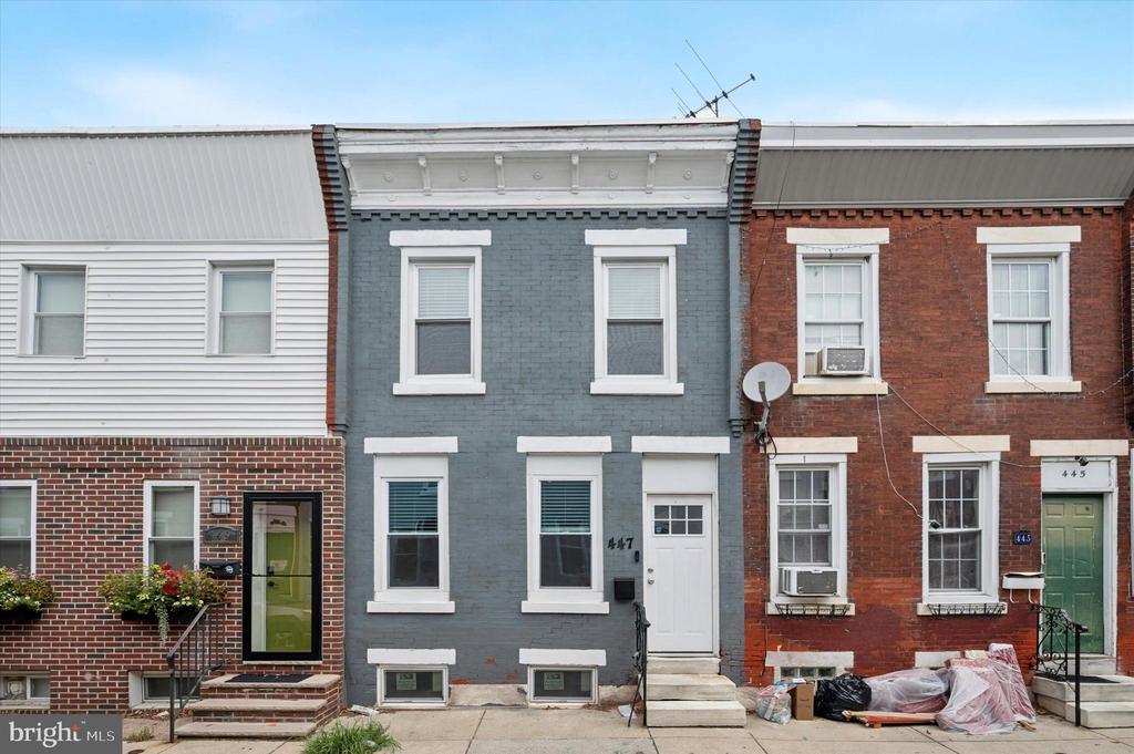 447 Durfor St in Philadelphia, PA - Building Photo