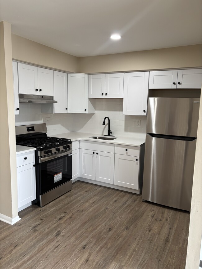 4322 E Howell St, Unit 2nd Floor, Unit 2nd Floor