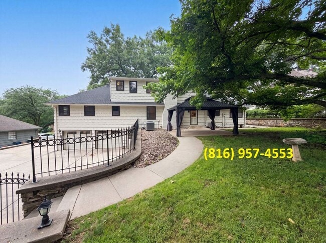 property at 4321 NW Briarcliff Ln