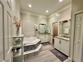 1061 Egrets Walk Cir in Naples, FL - Building Photo