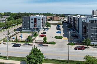 813 Crocker St in Des Moines, IA - Building Photo - Building Photo