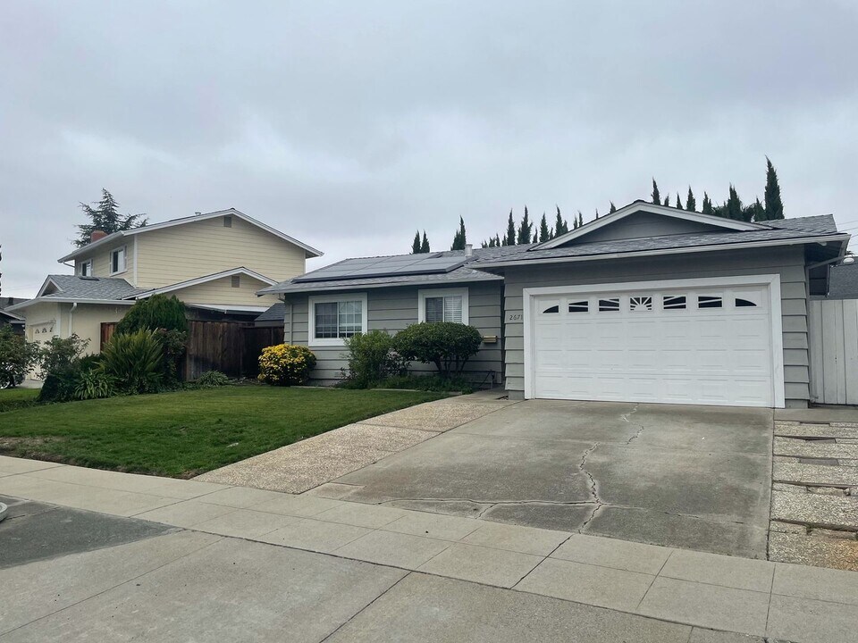2671 Northwood Dr in San Jose, CA - Building Photo