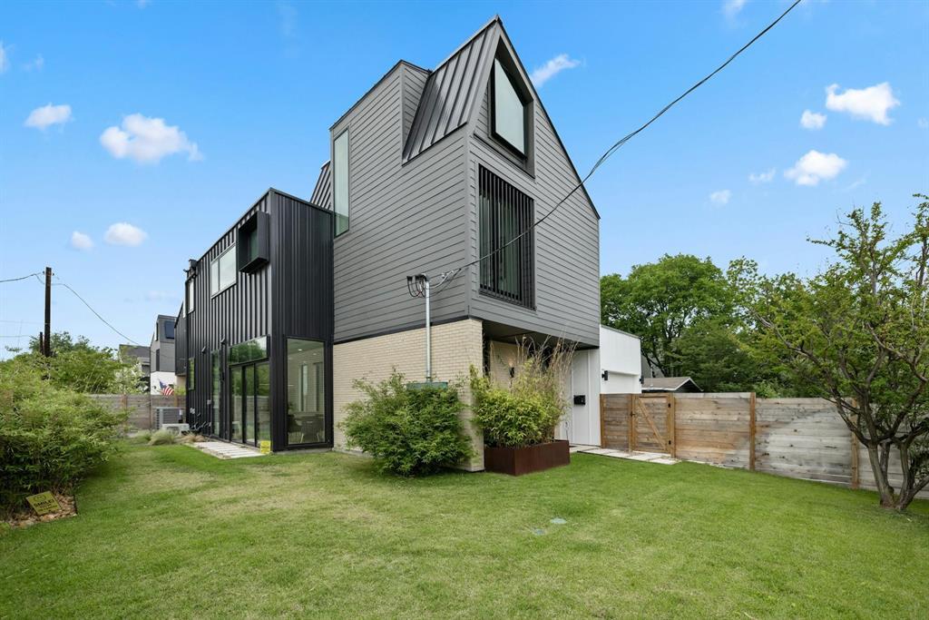 1710 Kinney Ave in Austin, TX - Building Photo