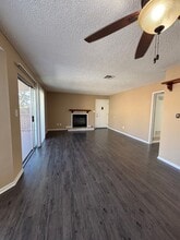 200 W Olive Ave, Unit 111 in La Habra, CA - Building Photo - Building Photo