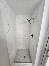 12239 W Village Dr in Houston, TX - Building Photo - Building Photo