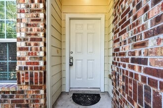 1126 Pecos Pass Dr in Richmond, TX - Building Photo - Building Photo