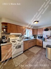 1903 S Main Ave in Sioux Falls, SD - Building Photo - Building Photo