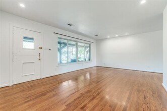 9347 Angora St in Dallas, TX - Building Photo - Building Photo