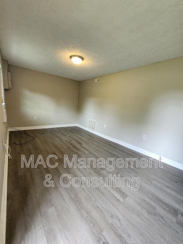 property at 315 Pippin Rd
