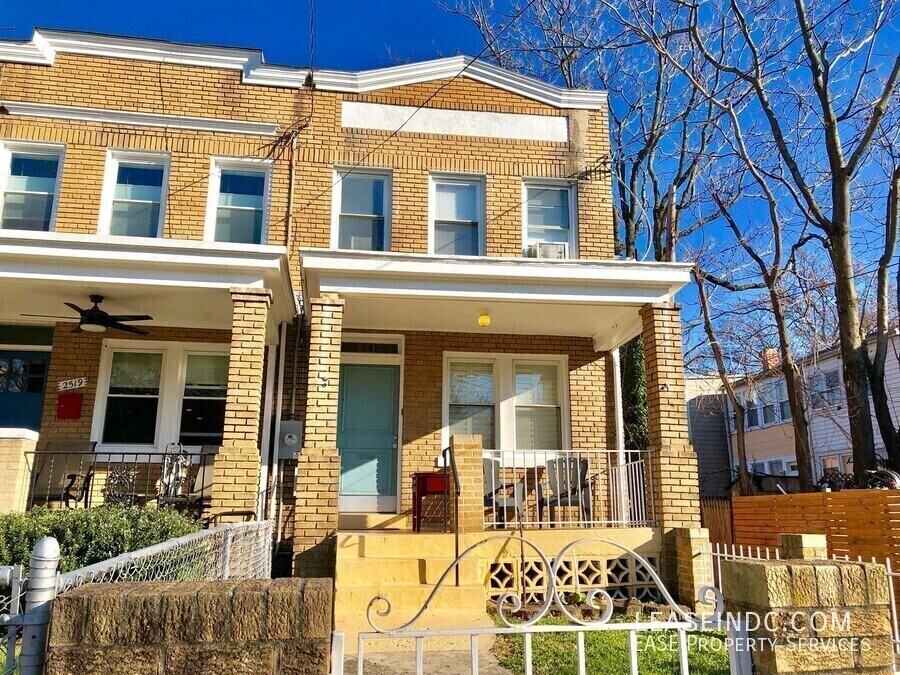 2517 3rd St NE in Washington, DC - Building Photo