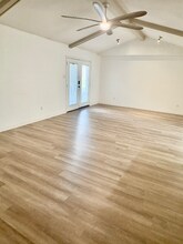 212 Cape Conroe Dr in Montgomery, TX - Building Photo - Building Photo