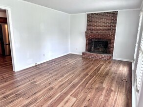 315 Branchwood Ct in Jacksonville, NC - Building Photo - Building Photo