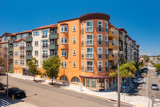 Millbrae Paradise in Millbrae, CA - Foto de edificio - Primary Photo