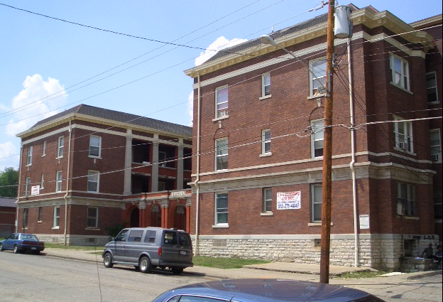 624-630 Rockdale Ave in Cincinnati, OH - Foto de edificio - Building Photo