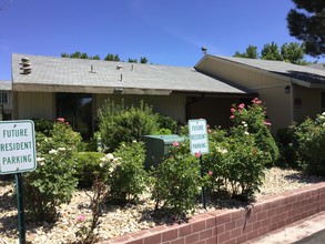 Sierra Woods Apartments in Sparks, NV - Building Photo - Building Photo