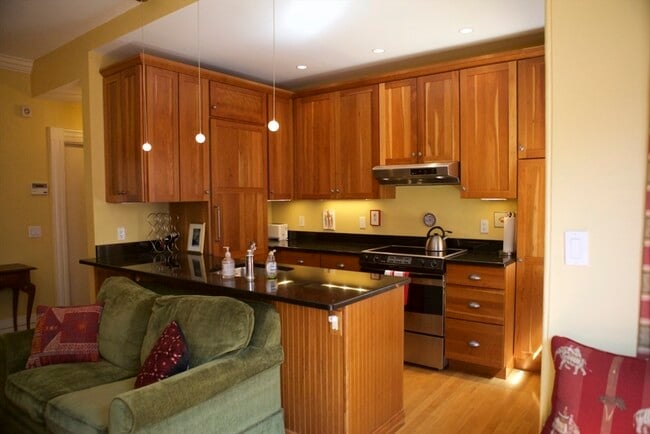 111 Pinckney St in Boston, MA - Building Photo - Building Photo