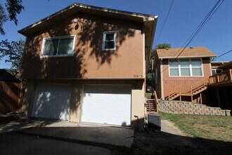 808 W 23rd Ave-Unit -808-1 in Bellevue, NE - Building Photo - Building Photo