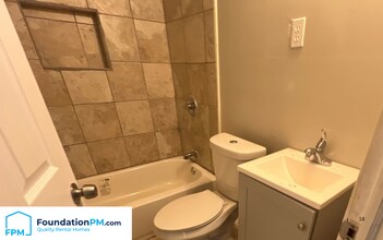 2303 Longstreet Dr in Memphis, TN - Building Photo - Building Photo