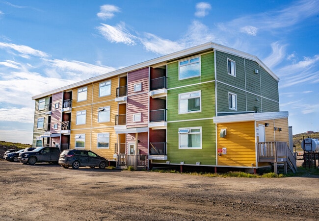 12-Plex Apartments in Iqaluit, NU - Building Photo - Building Photo