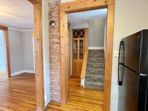 2345 Grandview Ave, Unit #2 in Cleveland Heights, OH - Building Photo - Building Photo