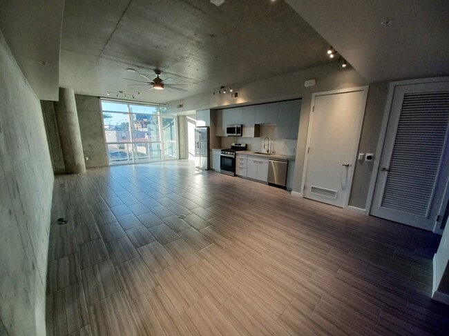 property at 608 S 3rd St