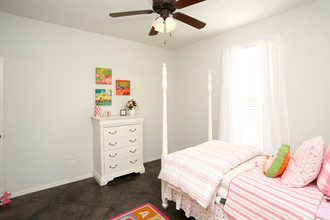 Ridgewood Apartments in Amarillo, TX - Building Photo - Interior Photo