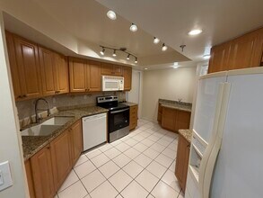 6463 La Costa Dr in Boca Raton, FL - Building Photo - Building Photo