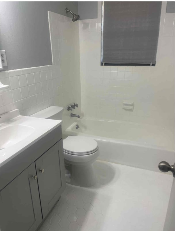 1914 St James Dr in Memphis, TN - Foto de edificio - Building Photo