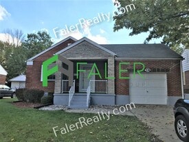 336 E Dorothy Ln in Dayton, OH - Building Photo