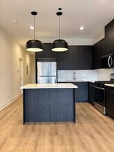 4007 N Kolmar Ave in Chicago, IL - Building Photo - Building Photo