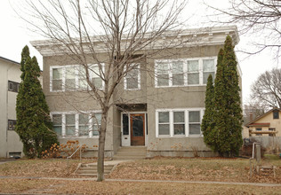 1646 Selby Ave in St. Paul, MN - Building Photo - Building Photo