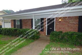 224 Mobile Dr in Tyler, TX - Building Photo - Building Photo