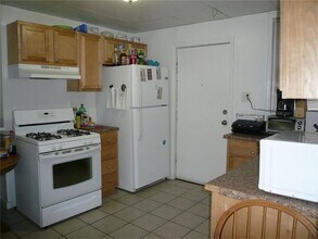 154 Robinson St in Pittsburgh, PA - Foto de edificio - Building Photo