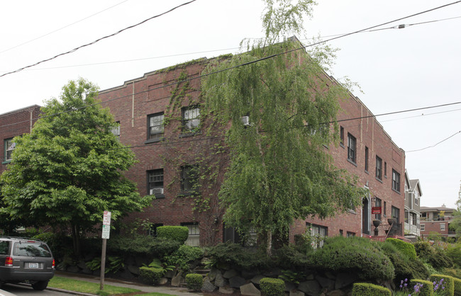 Boylston Manor in Seattle, WA - Foto de edificio - Building Photo