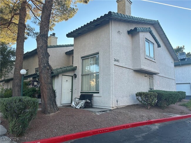 2441 Old Forge Ln in Las Vegas, NV - Building Photo - Building Photo