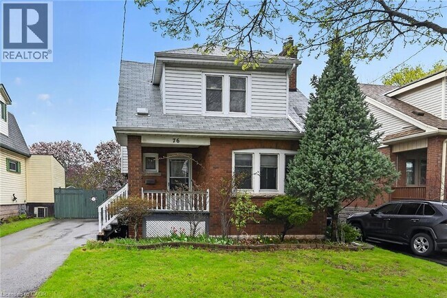 76 Wexford Ave S in Hamilton, ON - Building Photo - Building Photo