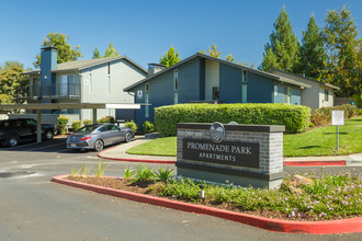 Promenade Park Apartments in Roseville, CA - Foto de edificio - Building Photo